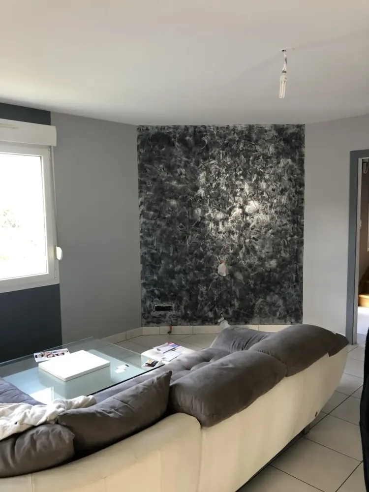 Salon-peinture et papier peint